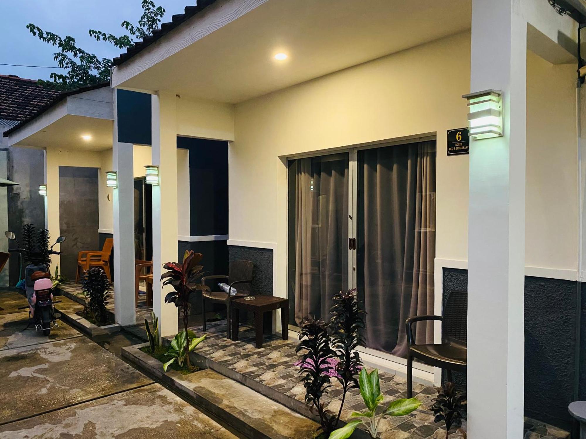 Robiu Bed & Breakfast Banyuwangi  Exterior foto